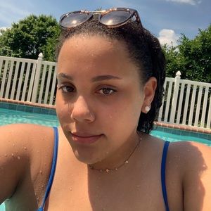 Meet your Posher, Madison